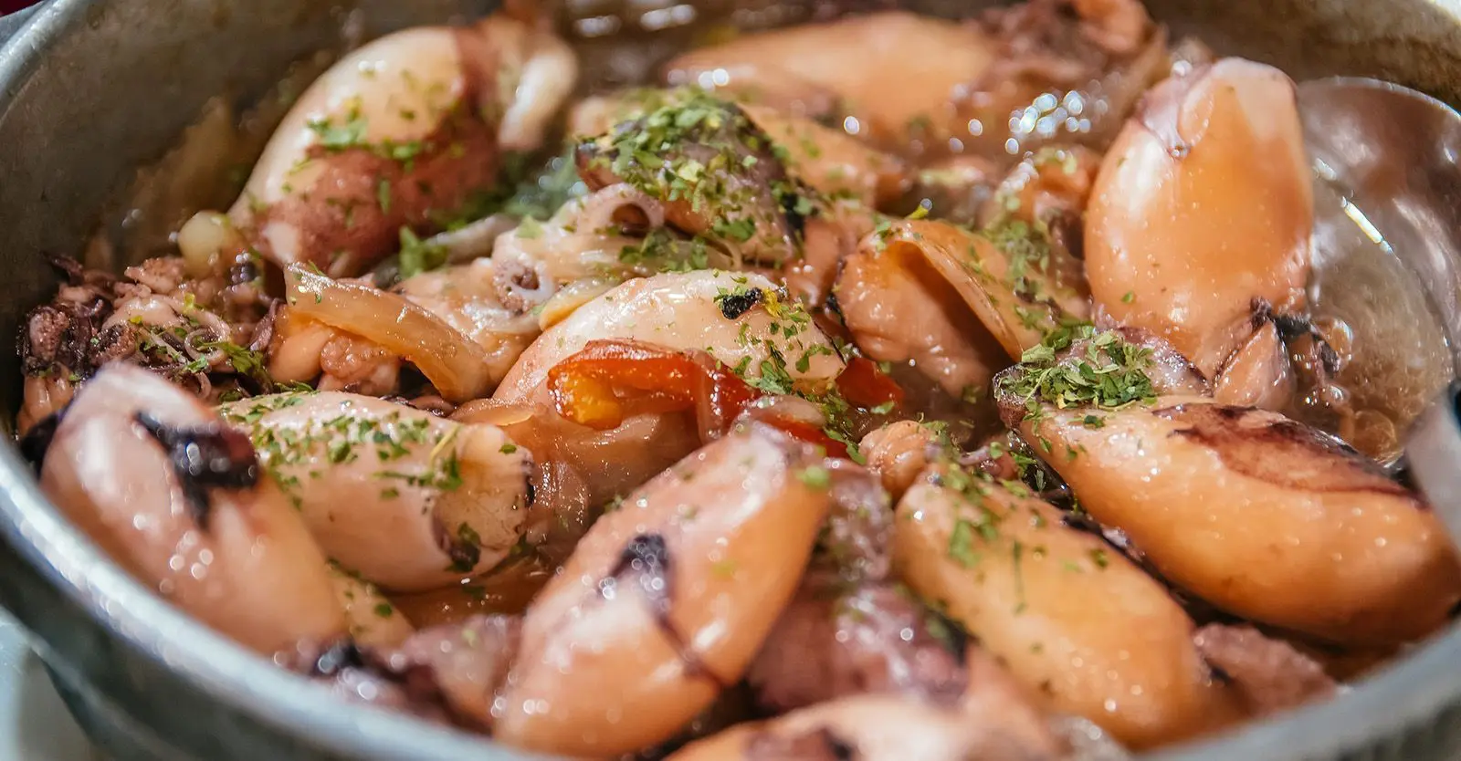 mallu-restaurante-comida-asturiana-chipirones